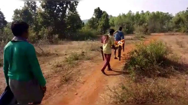 Road Issue :Khamanpada village remains neglected from Govt schemes