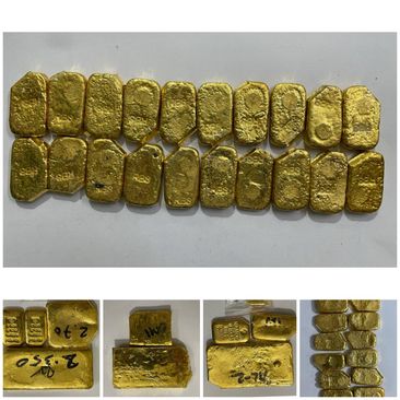 Officials of the Directorate of Revenue Intelligence (DRI) have made a major breakthrough in suspected gold smuggling in Cuttack. They seized over 9 kg of gold near the Tangi toll gate from a car and arrested two persons.