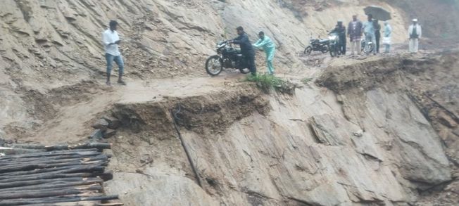 Landslide in Malkangiri Ghati, 18 village isolated