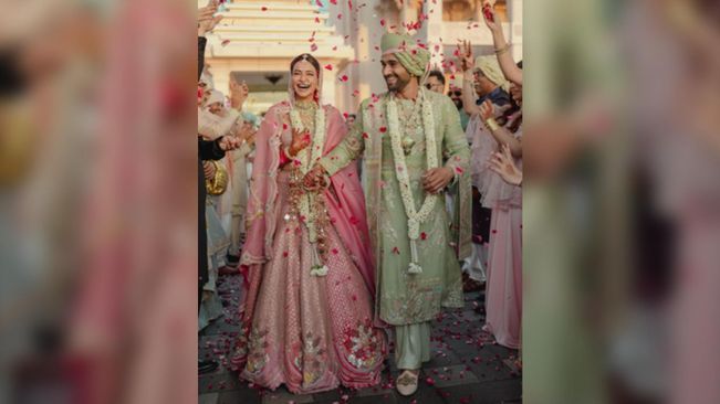 Kriti Kharbanda, Pulkit Samrat share pictures from dreamy wedding