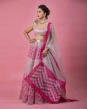 Madhuri Dixit Nene looks pretty in pink in new photo-op