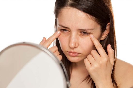 ଆଖିତଳ କଳା ପଡୁଥିଲେ, ଆପଣାନ୍ତୁ ଏହି ସରଳ ଉପାୟ/home remedies for under eye  dark circles