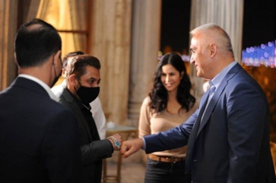 Salman Khan, Katrina Kaif meet Turkish minister for lunch
