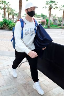 Steve Smith reaches Dubai to join Delhi Capitals squad